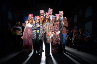 Missoni Herbst/Winter 2017/18 Finale Missoni Schau Herbst/Winter 2017/18. Missoni Familie im typischen Strick.