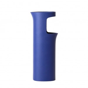 Blaue Metallvase. Design aus Südkorea.