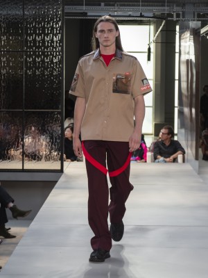 Burberry Sommer 2019 Männliches Model in jungem Burberry Look