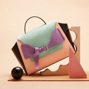 Paula Cademartori True Colors
Capsule Collection Paula Cademartori True Colors Capsule Collection. Bunte Tasche