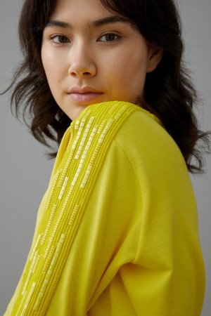 Edel und nachhaltig. Mode von Manakaa manakaaproject.com