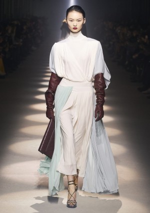 GIVENCHY_WOMEN Herbst/Winter 20/21