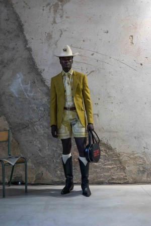 Thebe Magugu Kollektion „Doublethink“. Sommer 22