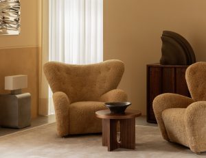 Audo Androgyne, Side The Tired Man